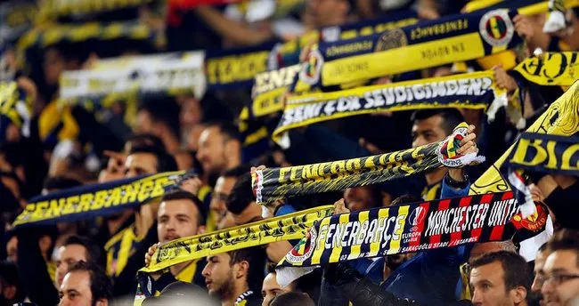 Fenerbahçe taraftarı Kadıköy’ü doldurdu