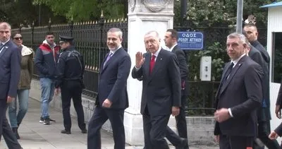 Atina’da dikkat çeken anlar! Başkan Erdoğan o sözleri duyar duymaz durdu