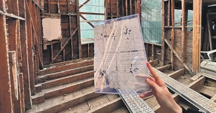 Müze duvarından aşk mektubu çıktı