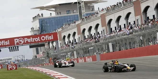 F1 heyecanı... Otomobillerden önce gaza bastılar: Fiyatlar 5 kat arttı!