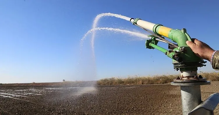 3 yılda 420 bin hektar tarım alanı suyla buluşacak