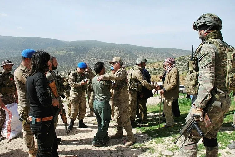 JÖH ve PÖH’ler, Afrin’de sivillerin sorunlarını dinledi
