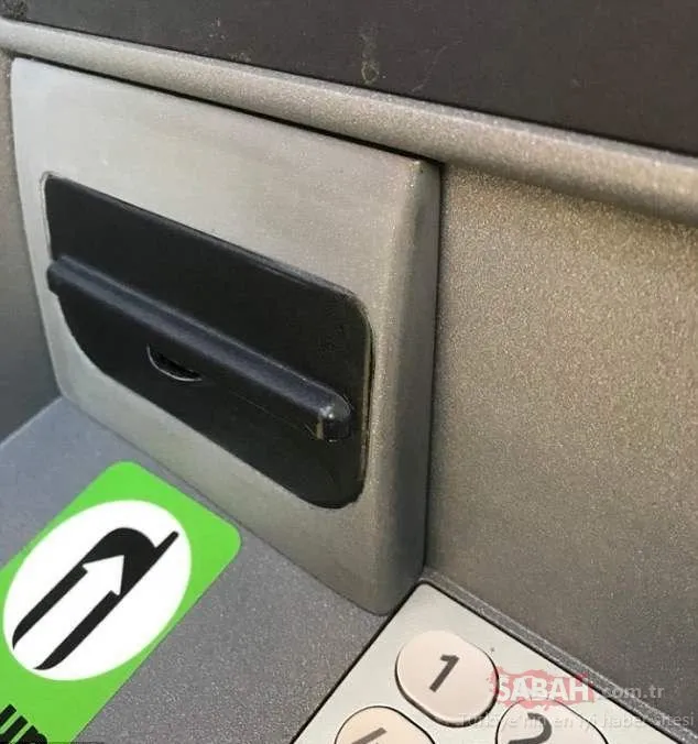 ATM’deki gizli kamera düzeneği pes dedirtiyor!