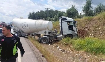 Çimento kamyonu köy minibüsünü biçti: 9 ölü 11 yaralı