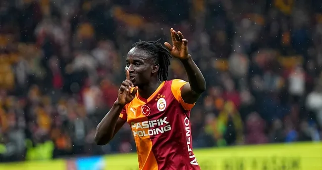 Galatasaray’da Renato Nhaga ilki yaşadı!