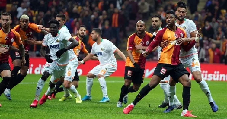 Galatasaray 3 - 1 Alanyaspor Maçın özeti ve gollerini izleyin