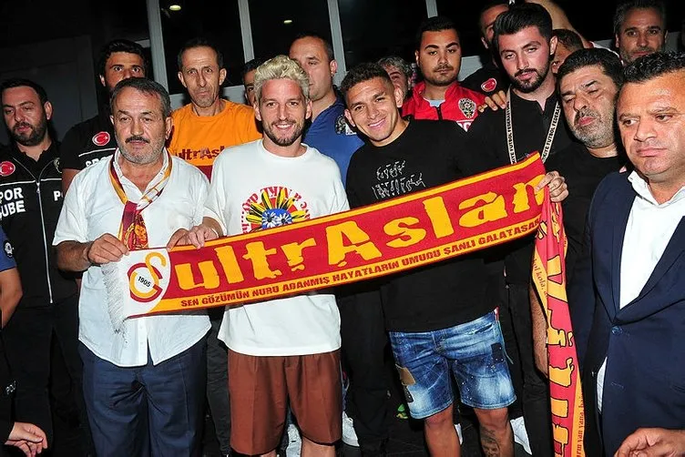 Son dakika Galatasaray transfer haberi: Galatasaray transferde durmak bilmiyor! Premier Lig’den bir yıldız daha...