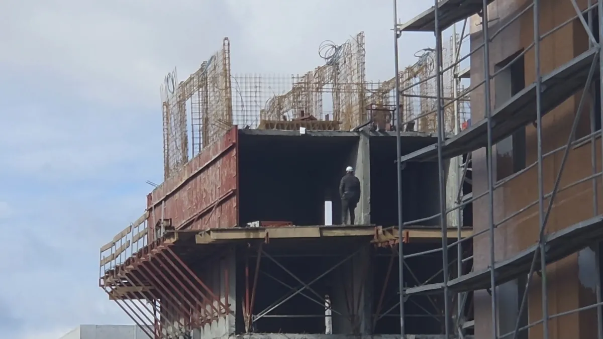 Arnavutköy’de acı olay: İnşaattan düşen işçi öldü! Arnavutköy’de acı olay: İnşaattan düşen işçi öldü!