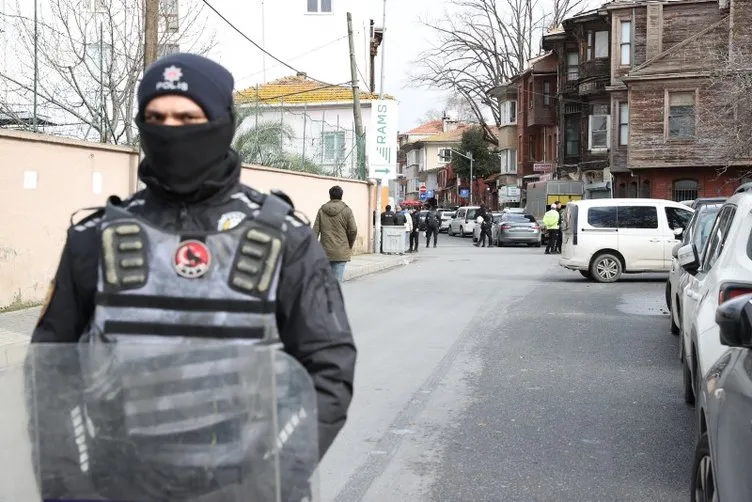 SON DAKİKA: Sarıyer'de Santa Maria Kilisesi'ne silahlı saldırı: 1 kişi hayatını kaybetti