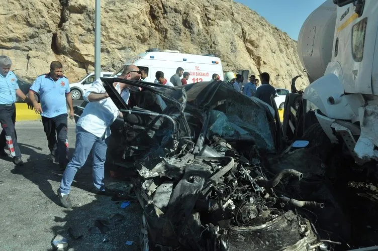 Mardin’de zincirleme trafik kazası: 2 ölü, 13 yaralı!