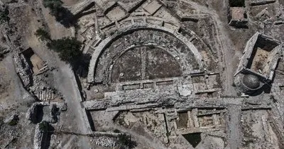 Kalenderis Antik Kenti kazı kazılarında kale kapısı ve merdivenler ortaya çıkarıldı #mersin