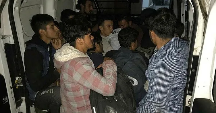 14 kişi kapasiteli araçtan 71 kaçak göçmen çıktı