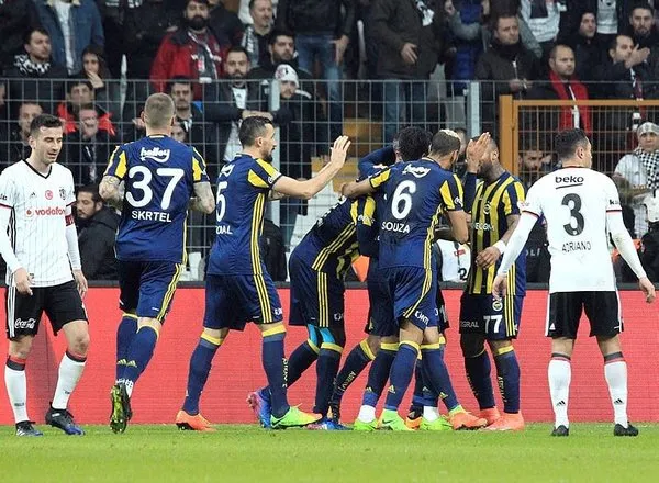 Rıdvan Dilmen: Van Persie de atılmalıydı
