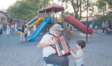 Kuğulu Park dolup taşıyor