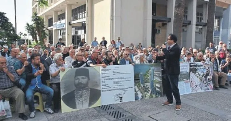 İzmir Büyükşehir’e ‘düdüklü’ protesto