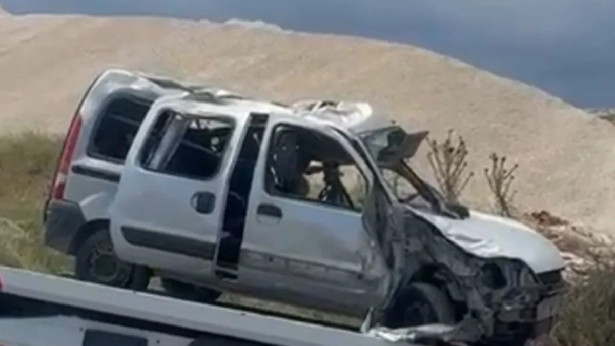 Besni’de trafik faciası: 1 ölü, 1 yaralı Besni’de trafik faciası: 1 ölü, 1 yaralı