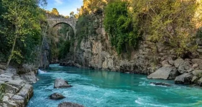 Köprülü Kanyon Milli Parkı Özellikleri Neler? Köprülü Kanyon Doğal Mı Yapay Mı, Suyu Nereye Dökülür?