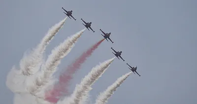Türk Yıldızları’ndan Anıtkabir semalarında saygı uçuşu