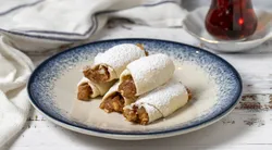 Çayın yanına ne yapsam diyenlere! Tam kıvamında elmalı kurabiye tarifi