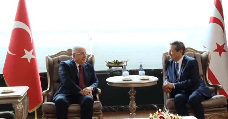 Milli Savunma Bakanı Güler’den KKTC Dışişleri Bakanı Ertuğruloğlu ile görüşme