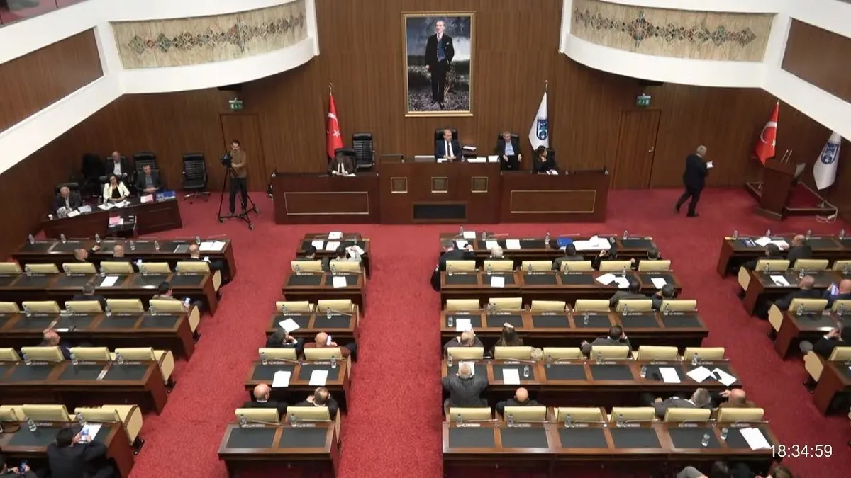 Mansur Yavaş’ın metro algısını AK Parti bozdu! “187 milyon Euro’luk revize soru işaretleriyle dolu…” Mansur Yavaş’ın metro algısını AK Parti bozdu! “187 milyon Euro’luk revize soru işaretleriyle dolu…”