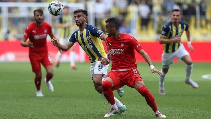 Sivasspor Fenerbahçe maçı canlı izle: Sivasspor Fenerbahçe maçı saat kaçta, hangi kanalda, şifresiz mi?