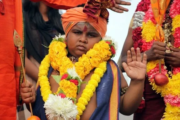 1,5 milyon Hindu Thaipusam için buluştu