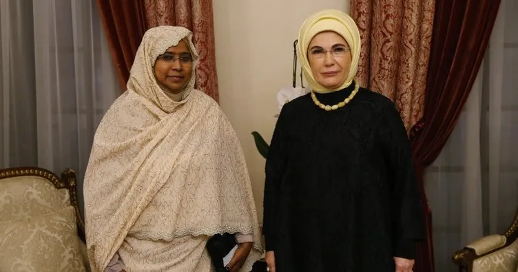 Emine Erdoğan, Sudan Genel Eğitim Bakanı Abdalla ile görüştü