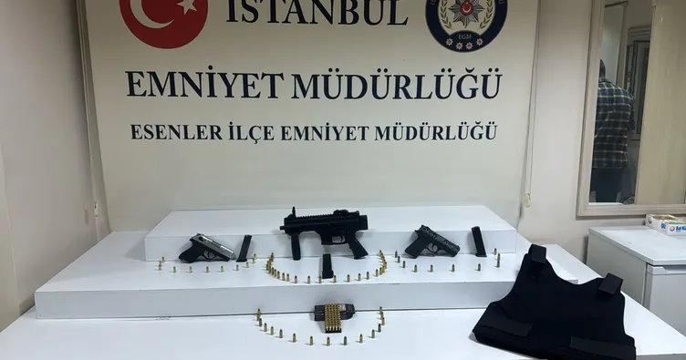 Bahis baskınında silahlarla yakaladılar