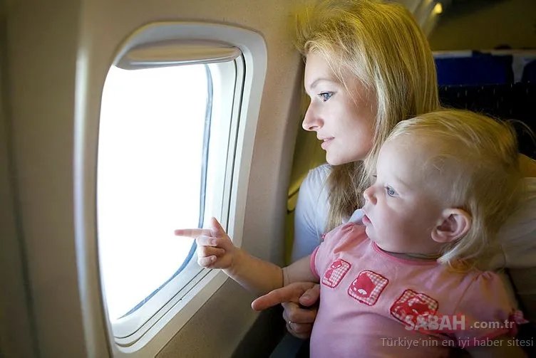 Bebeginizle stresten uzak bir uçak yolculugu için 8 öneri