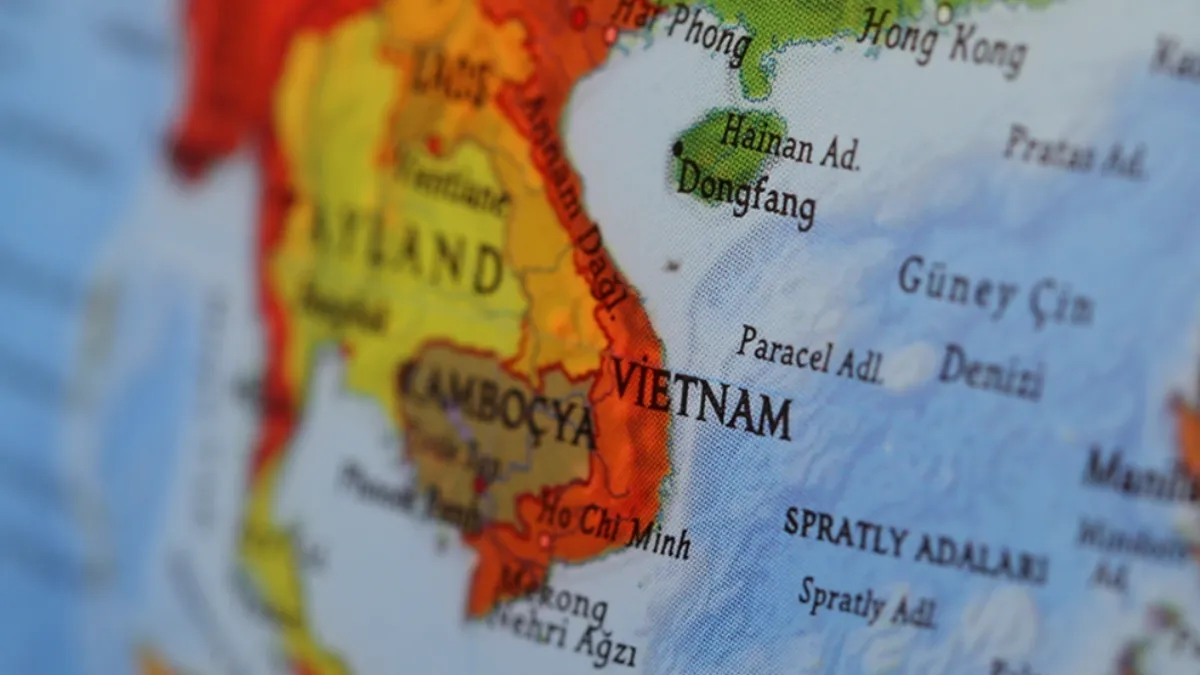 Çin ve Vietnam’dan gövde gösterisi! Beibu Körfezi’nde ortak sahil güvenlik devriyesi yaptı Çin ve Vietnam’dan gövde gösterisi! Beibu Körfezi’nde ortak sahil güvenlik devriyesi yaptı