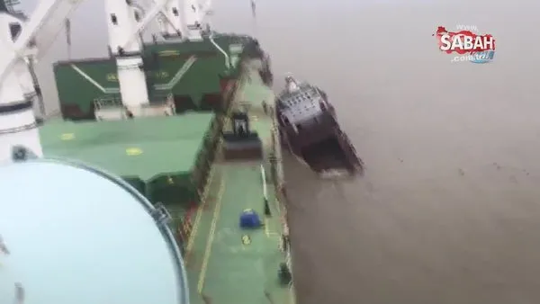 Türk mürettebatın batan Bangladeş gemisindeki mürettebatı kurtardığı anlar kamerada