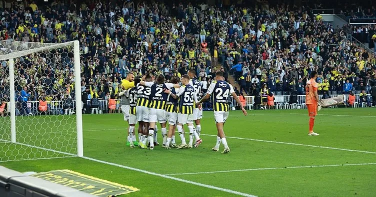 SON DAKİKA: Fenerbahçe, Kayserispor karşısında hata yapmadı!  Kanarya, Kadıköy’de 3 golle kazandı