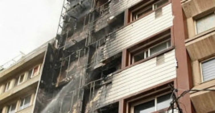 İzmir’de 6 katlı otelde yangın: 2 yaralı