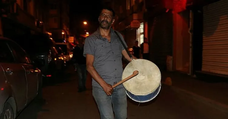 Ramazanın ilk günü sokaklar davul sesleriyle inledi