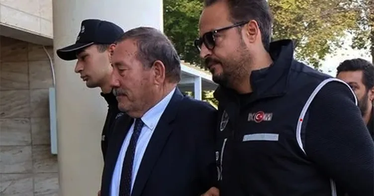 Milas’ta başkan ve oğlu da tutuklandı