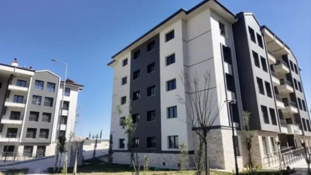 Deprem bölgesinde memnuniyet yüzde 80’e ulaştı: Betimar anket sonuçlarını açıkladı! Deprem bölgesinde memnuniyet yüzde 80’e ulaştı: Betimar anket sonuçlarını açıkladı!