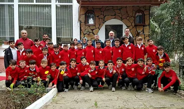 Minik sporcular yaşlıları unutmadı