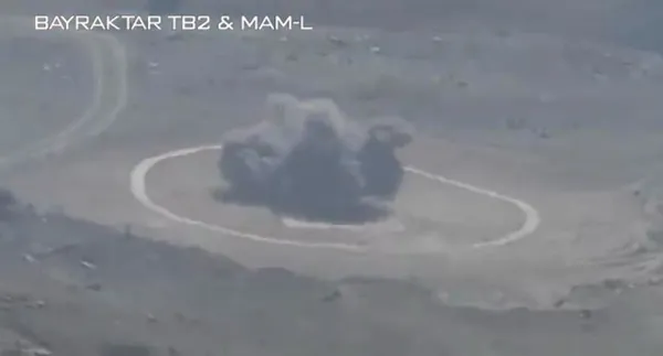 bayraktar-tb2-ve-akincidan-tam-isabet-pes-pese-tam-12den-vurdular-1716647103936.jpg