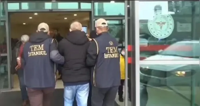 FETÖ üyeliğinden aranan özel kalem müdürü yakalandı FETÖ üyeliğinden aranan özel kalem müdürü yakalandı