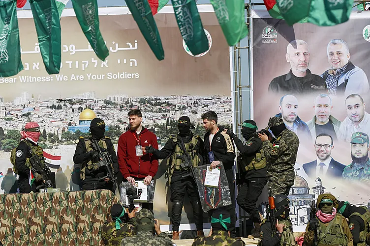 Gözler kritik saatte: İsrail Hamas esir takasında 6. tur!