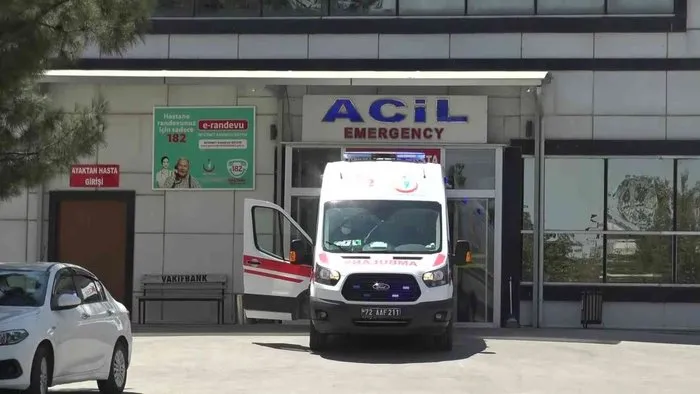 Gercüş’te soba zehirlenmesi: 4 kişilik aile hastaneye kaldırıldı