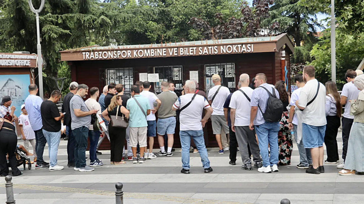 Serdal Adalı'dan Vlahovic'in lisansı için açıklama!