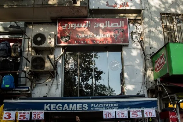 Valilik uyarmıştı... İstanbul'da hala birçok tabela Arapça