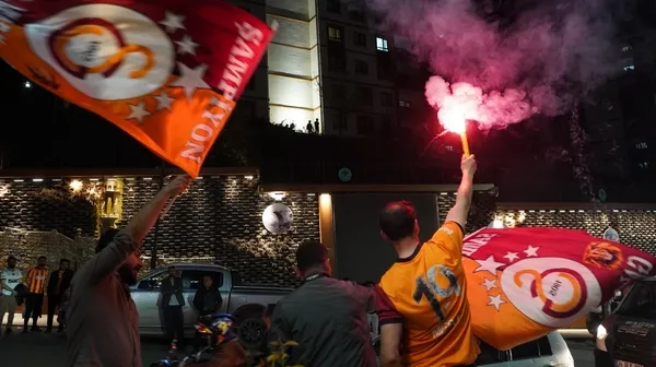 galatasarayin-sampiyonlugu-sirnakta-coskuyla-kutlandi-1778356814802.jpg