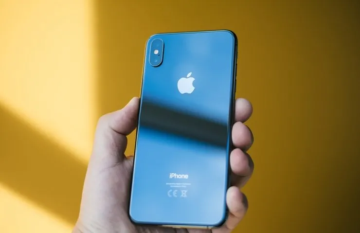 iphone 11 in tasarimini ortaya koyan