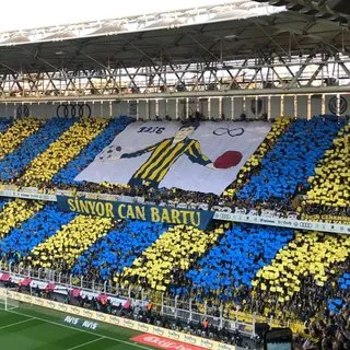 Fenerbahçe - Galatasaray derbisinde Can Bartu unutulmadı