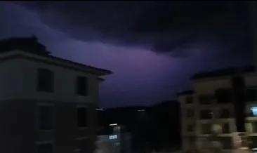 Gölbaşı ilçesinin gecesini şimşekler aydınlattı