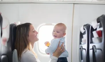 Bebekle Uçak Yolculuğu Nasıl Yapılır? Bebekler Uçağa Binerken Nelere Dikkat Edilmeli?