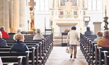 Kiliseler hızla kan kaybediyor